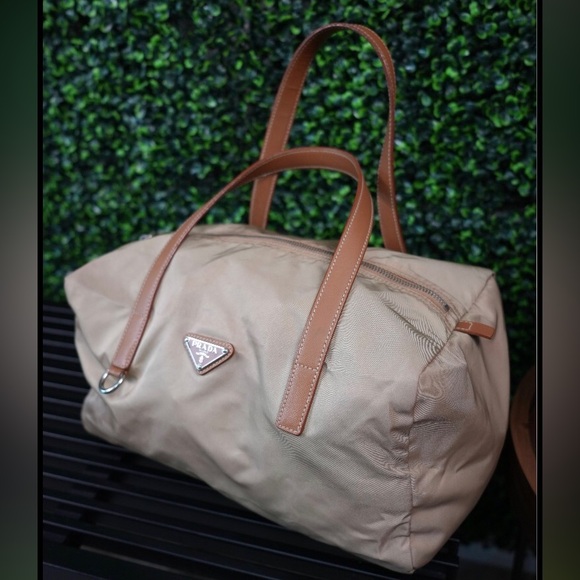 SALE ✨ Authentic PRADA Nylon Shoulder Bag - Picture 3 of 11